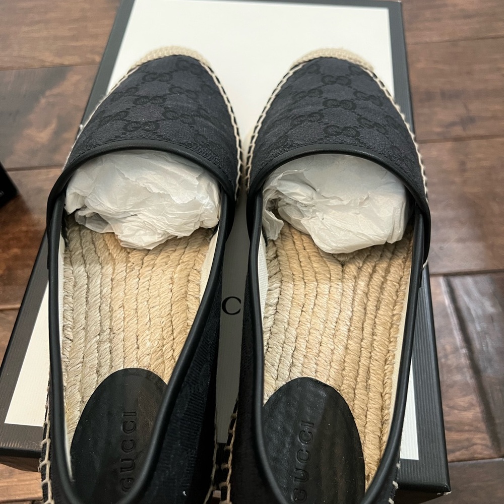 Gucci Black and Cream Canvas Espadrilles - Picture 7 of 12
